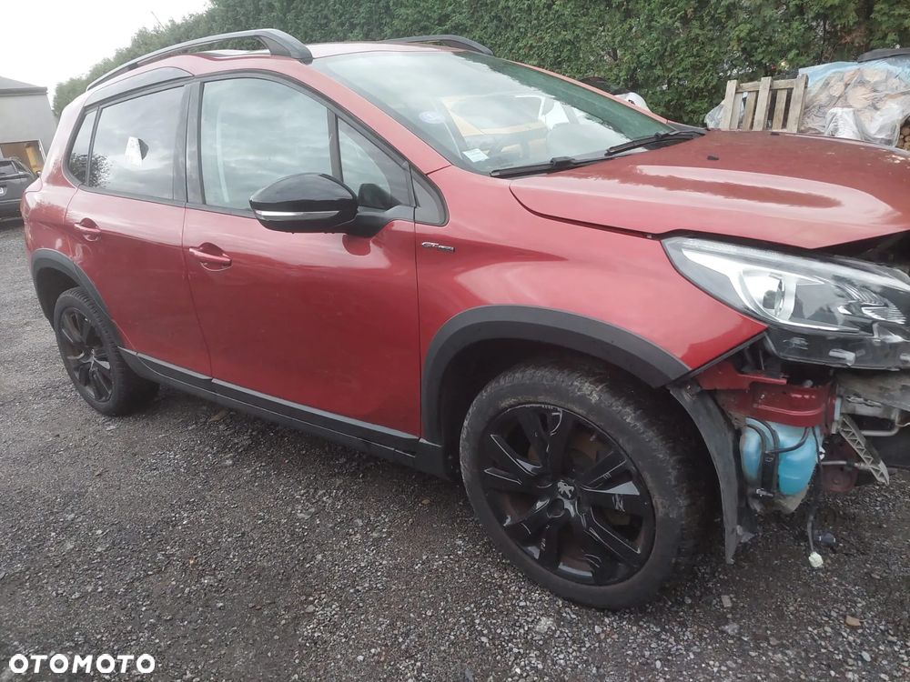 Peugeot 2008 PureTech 110 Stop&Start GT-Line Edition - 4