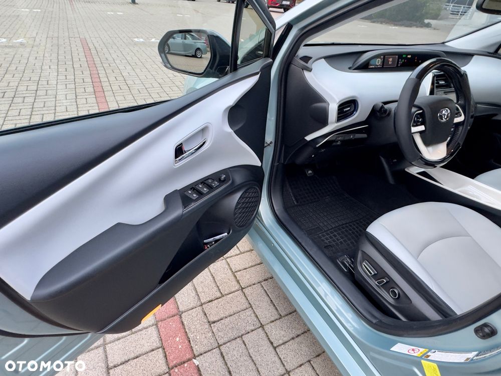 Toyota Prius 1.8 Hybrid Executive - 12