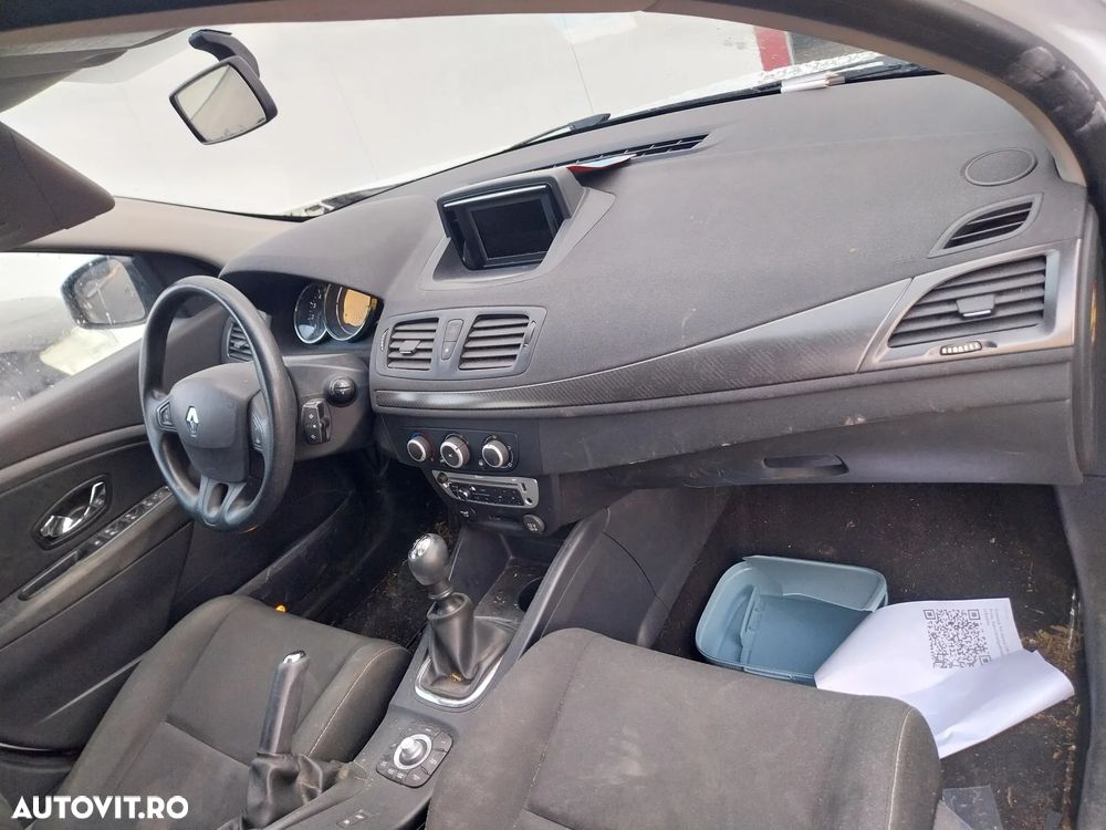 Renault Megane BLUE dCi 115 LIMITED - 6