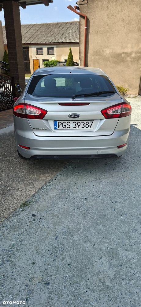 Ford Mondeo 2.0 TDCi Titanium - 24