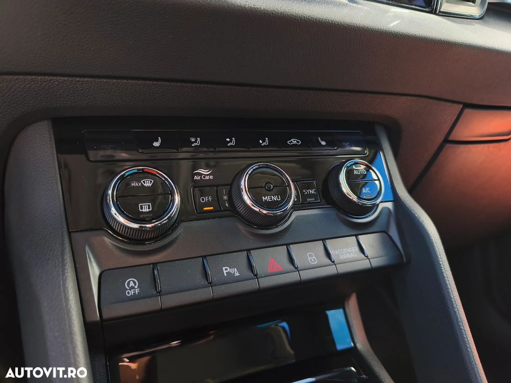 Skoda Karoq 2.0 TDI 4X4 DSG Ambition - 17