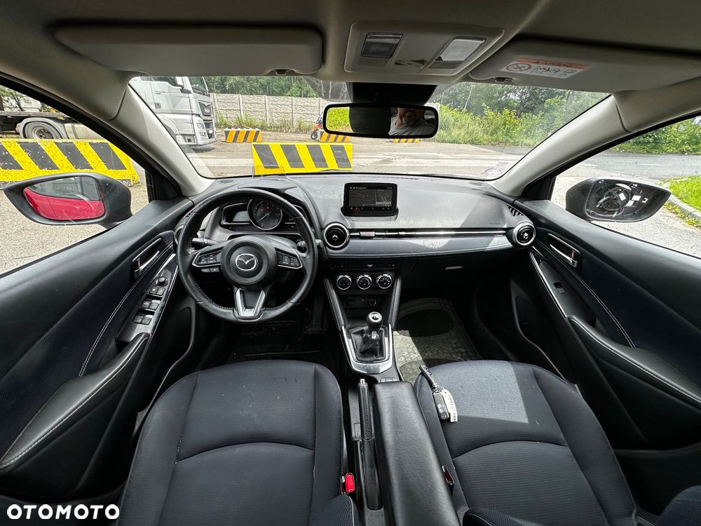 Mazda 2 - 12