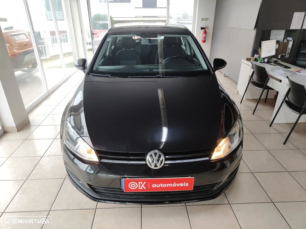 VW Golf 1.6 TDi Trendline BlueMotion - 4
