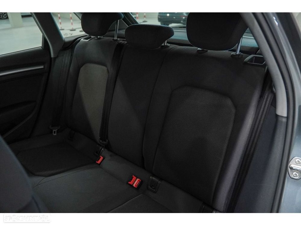 Audi A3 Sportback 30 TFSI - 12