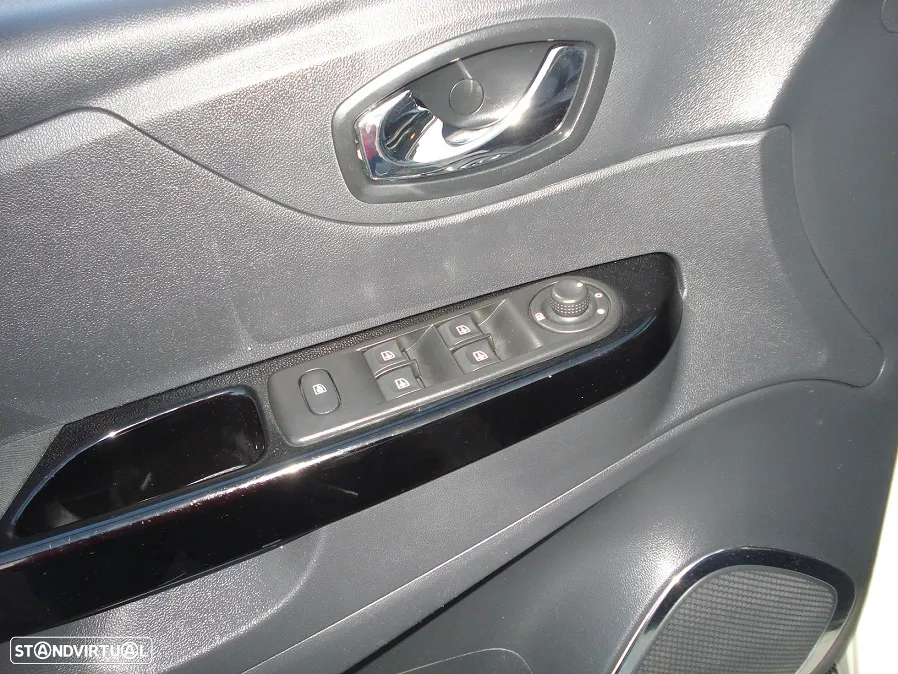 Renault Captur 1.5 dCi Exclusive - 9
