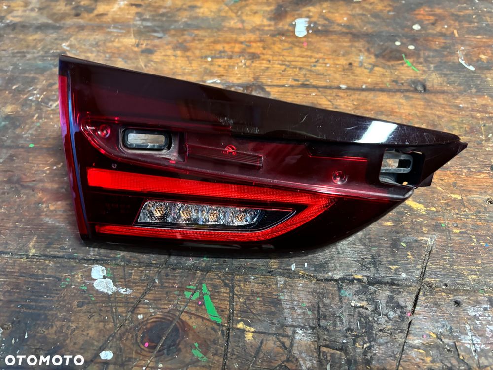 Lampa tylna klapy Mazda6 GL SEDAN 2018-> - 1