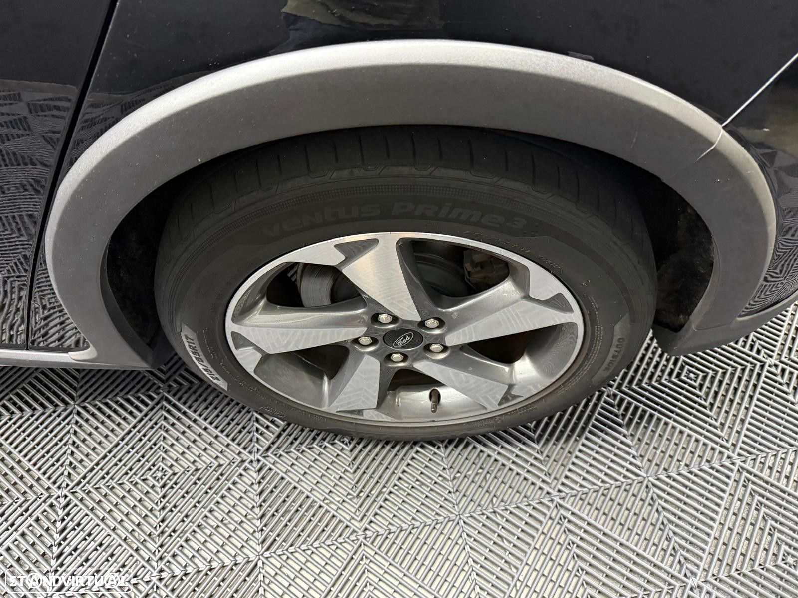 Ford Focus 1.0 EcoBoost Titanium - 18