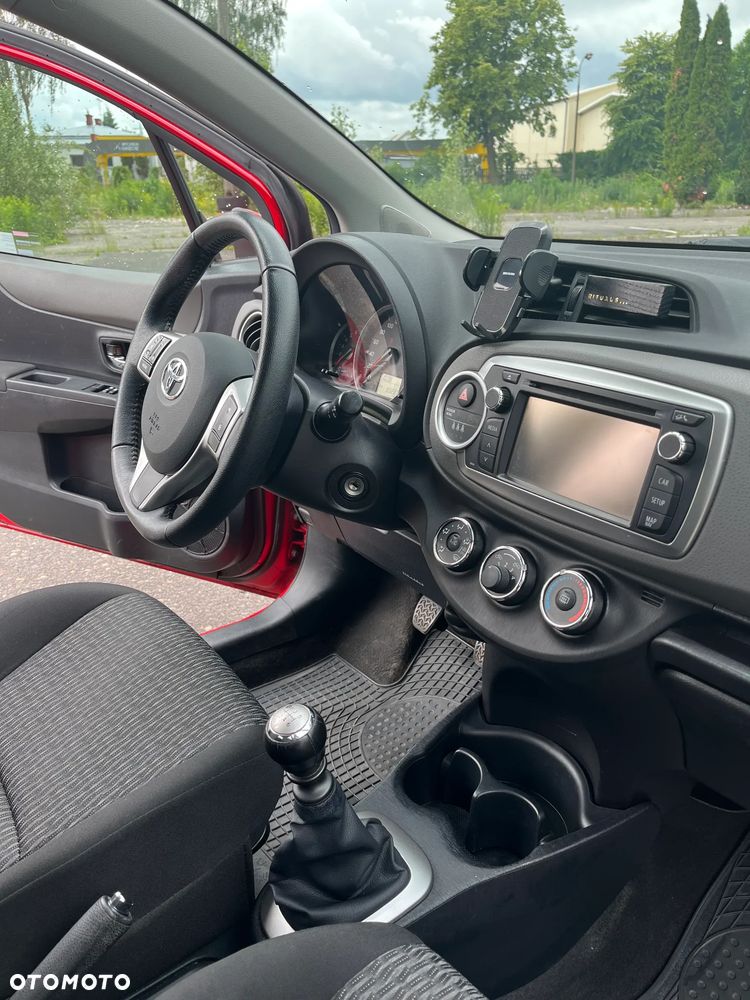 Toyota Yaris 1.33 Premium - 15