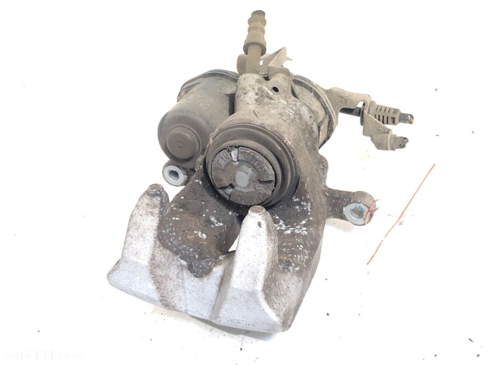 ZACISK PRAWY TYŁ  BMW 5 (G30, F90) 2016 - 2022 530 e Plug-in-Hybrid 135 kW [184 KM] Hybryda silnik - 4