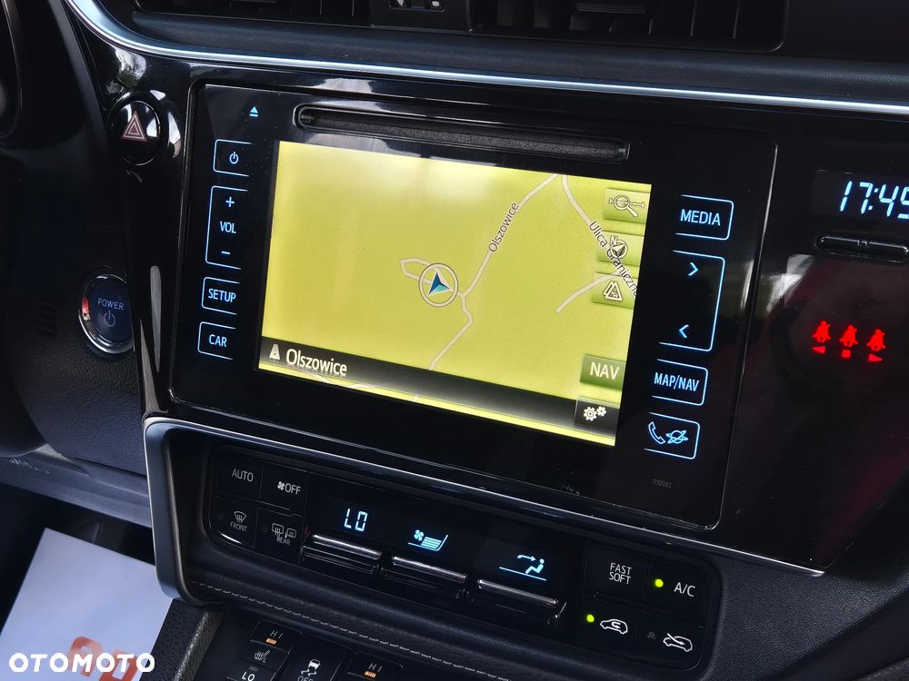 Toyota Auris - 28