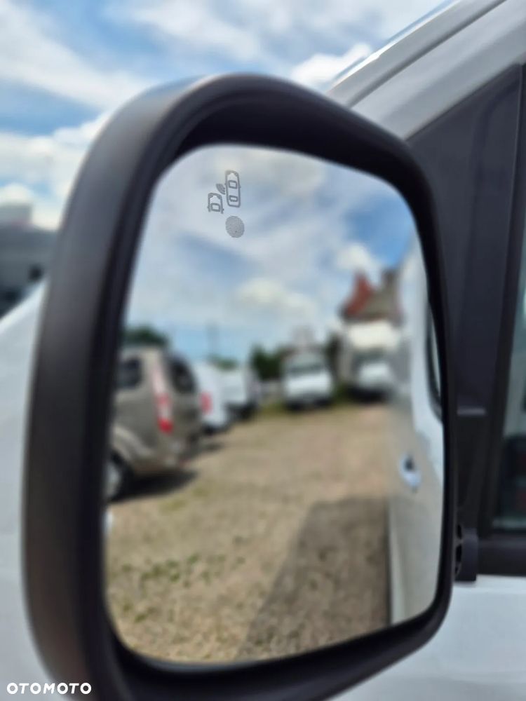 Opel Opel Vivaro FV23% Webasto Kamera Automat - 18