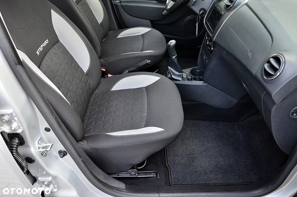 Dacia Sandero Stepway TCe 90 (S&S) Prestige - 20