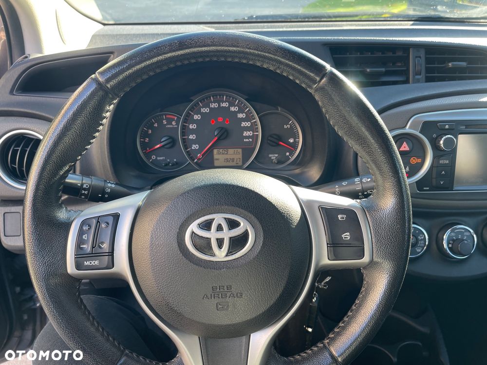 Toyota Yaris - 18