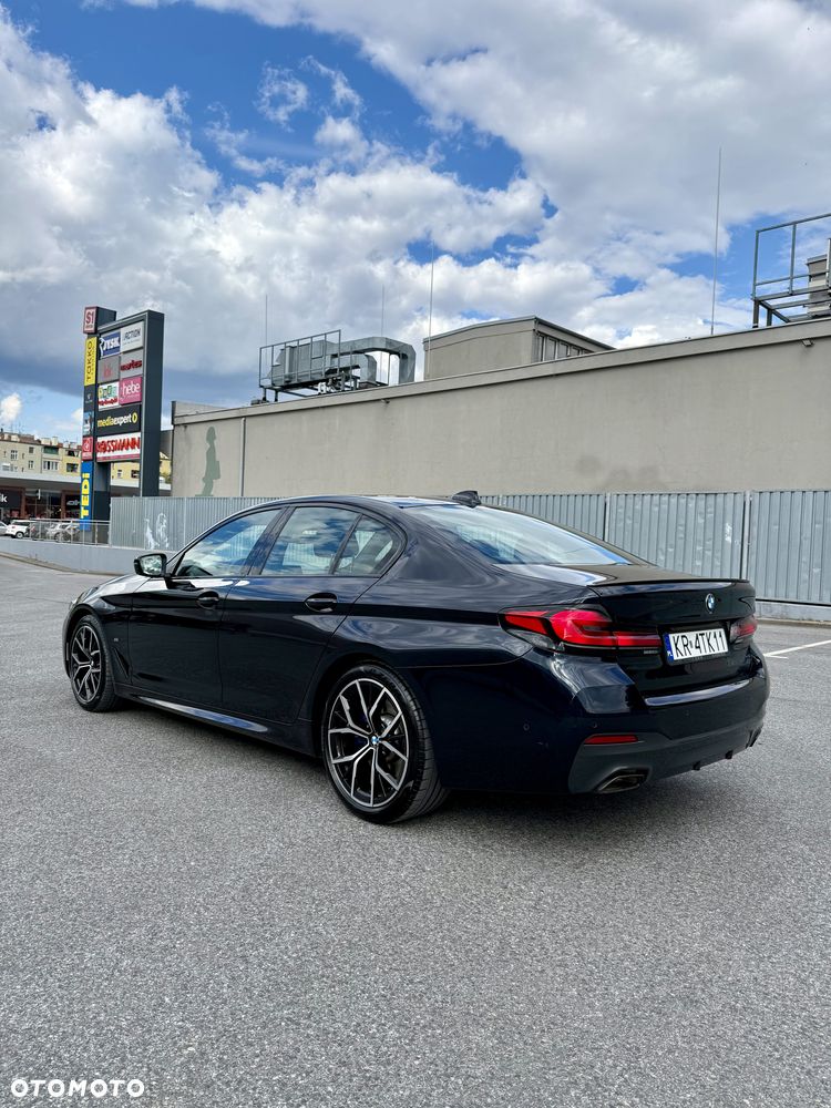 BMW Seria 5 520i mHEV M Sport sport - 7