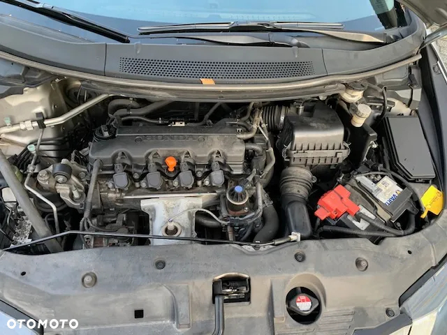 Honda Civic 1.8 Sport - 10