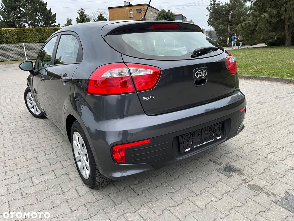Kia Rio 1.2 Attract - 22