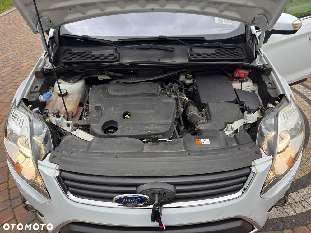 Ford Kuga - 35