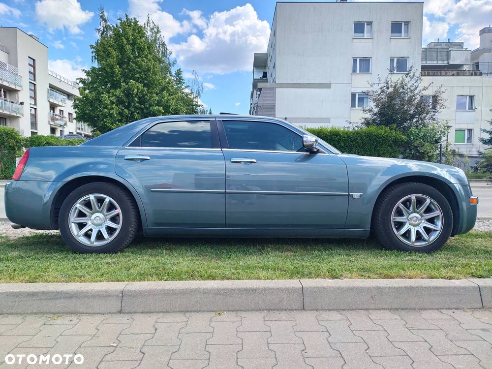 Chrysler 300C 5.7 Automatik - 8