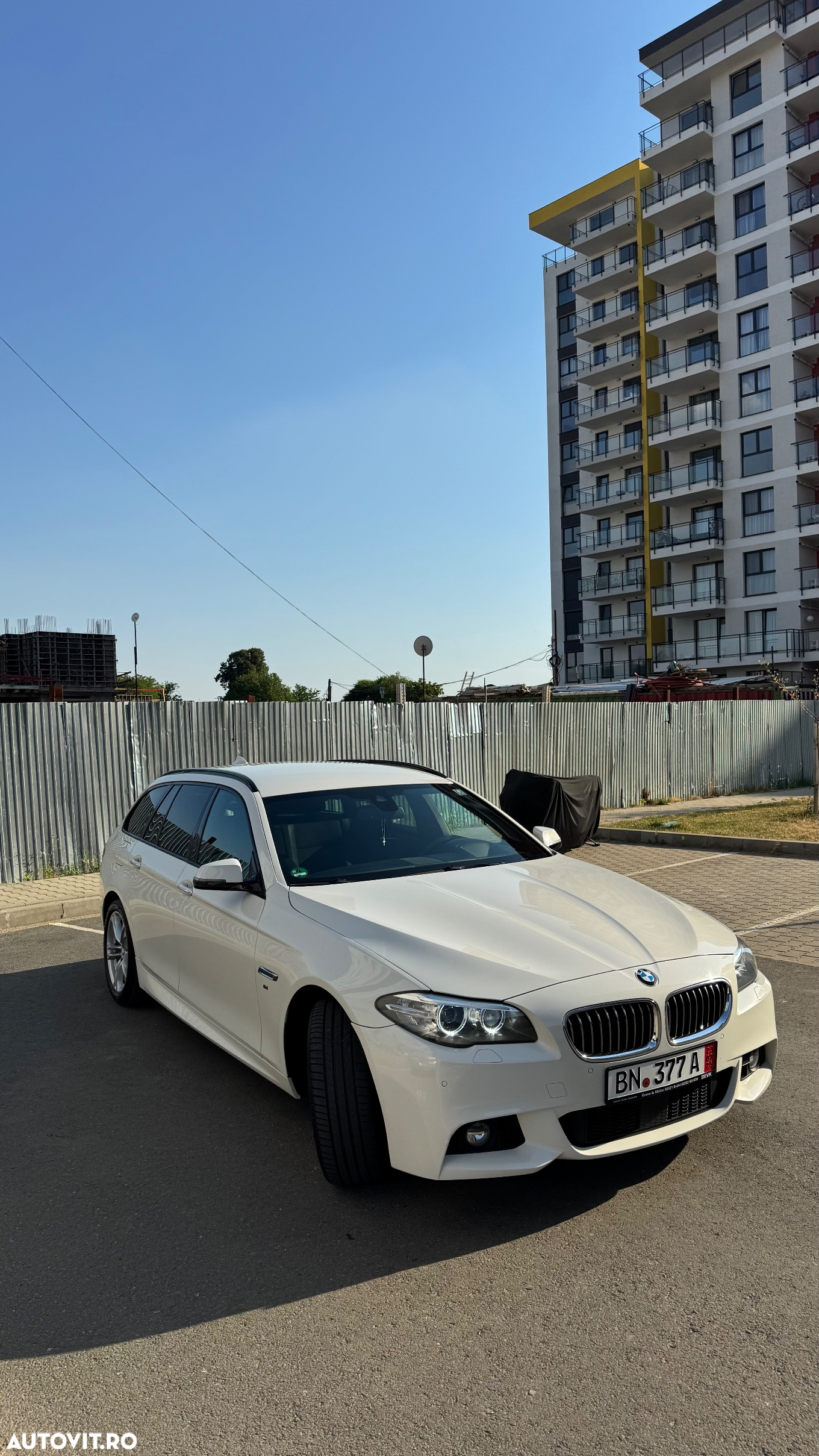 BMW Seria 5 520d xDrive Touring Aut. - 2