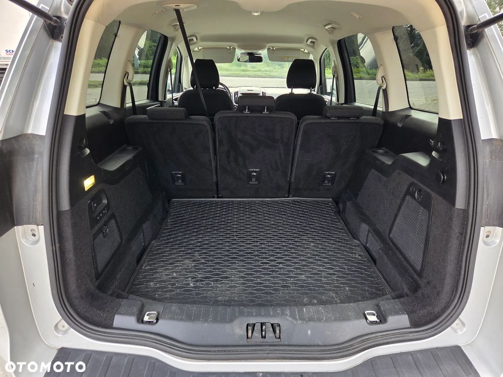 Ford Galaxy 2.0 TDCi Titanium - 9