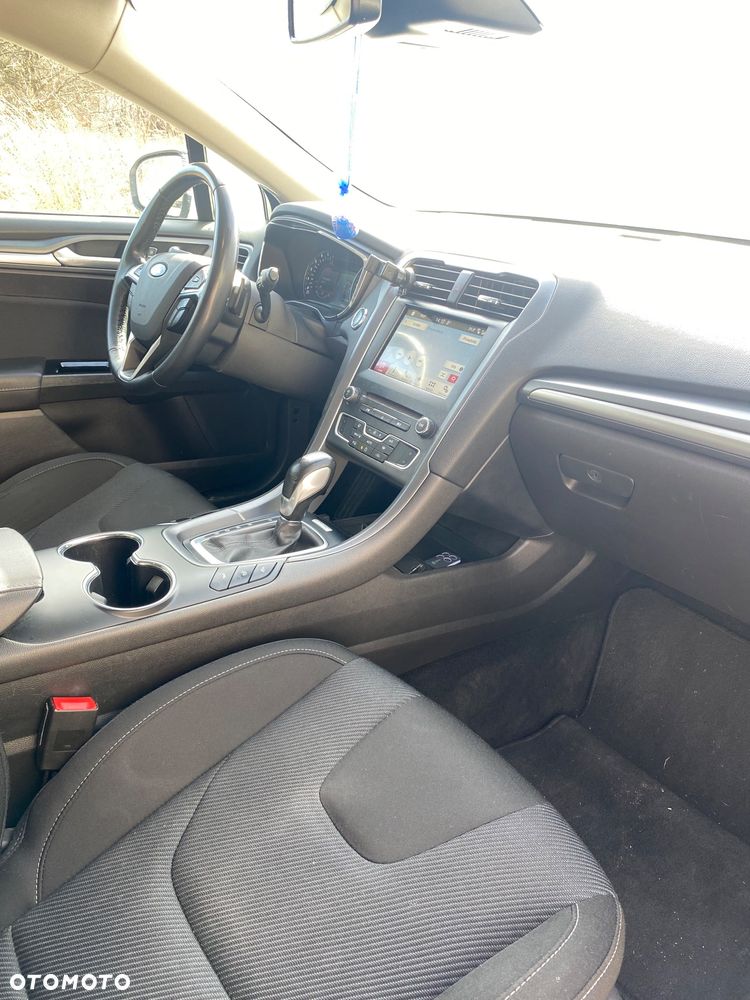 Ford Mondeo 2.0 TDCi Titanium PowerShift - 12