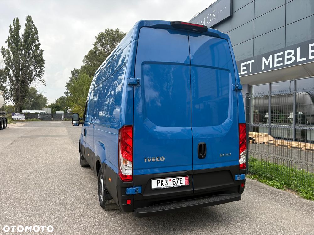 Iveco Daily 35S180, 3.0 180KM, L3H3, HiMatic, LED, Niski przebieg - 6