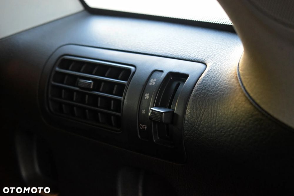 Kia Sorento 2.4 GDI XL 7os - 33