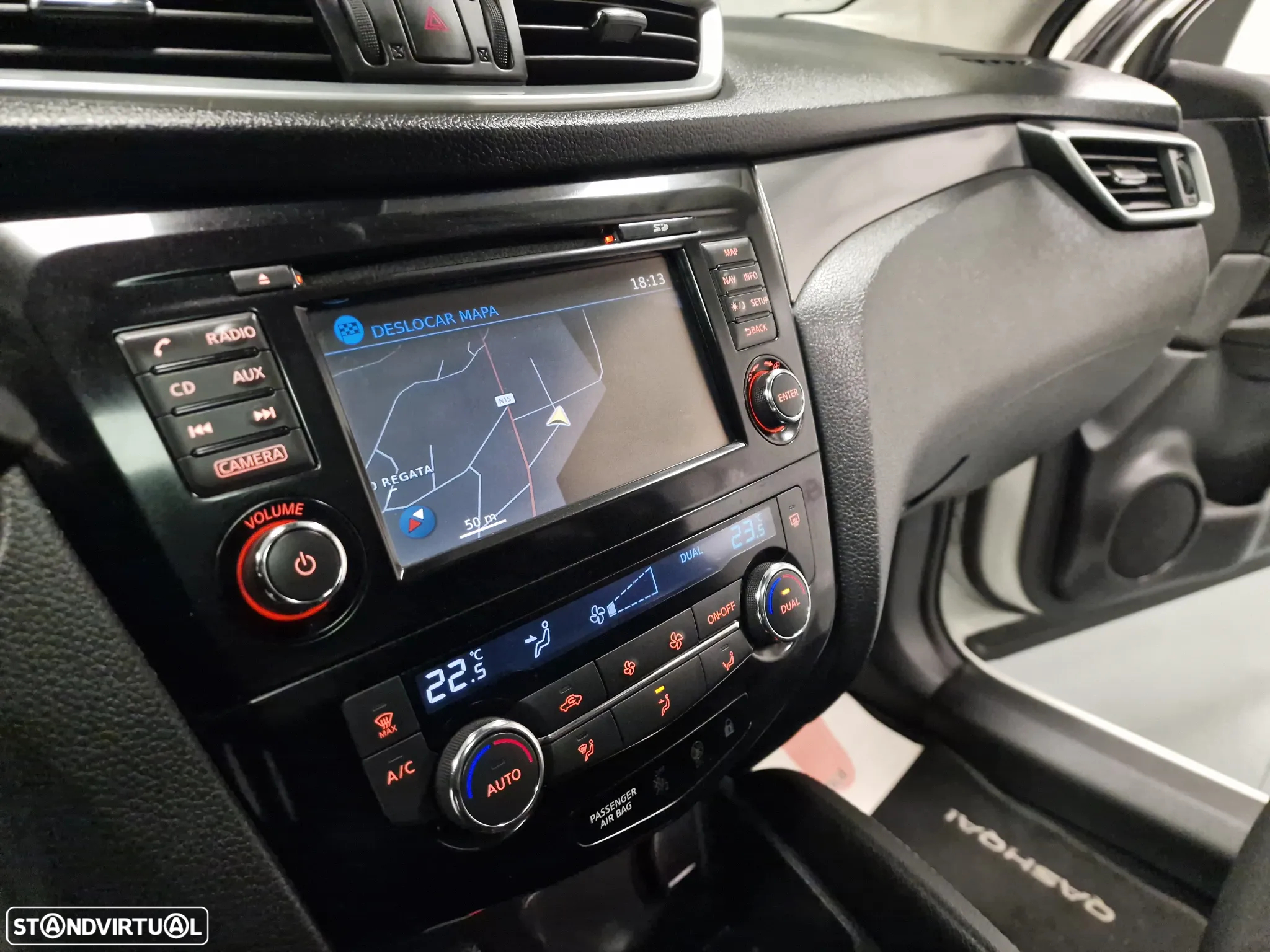 Nissan Qashqai 1.5 dCi N-Connecta 18 - 53