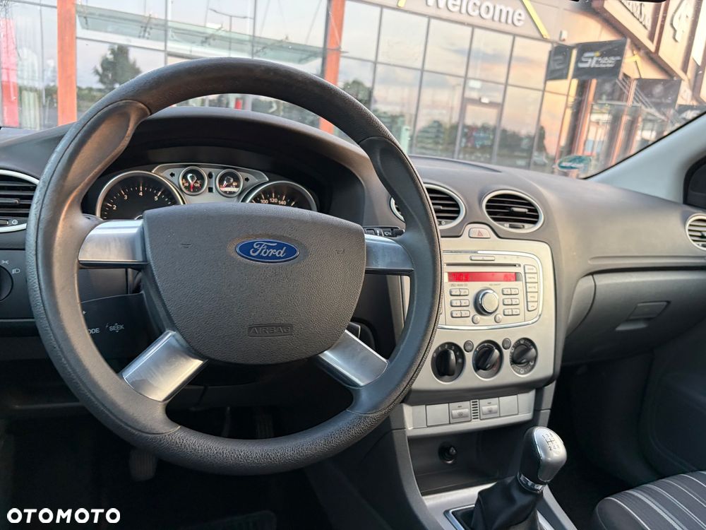 Ford Focus 1.6 Comfort - 13