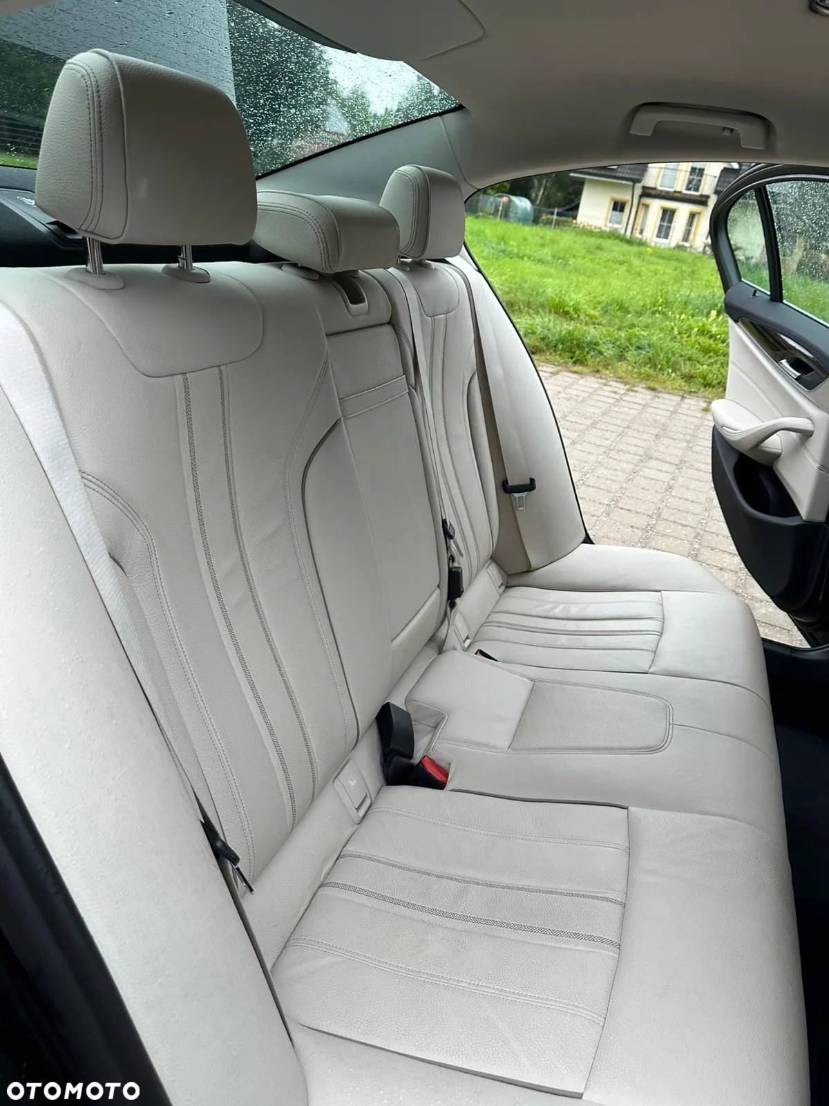 BMW Seria 5 520d xDrive Luxury Line - 10