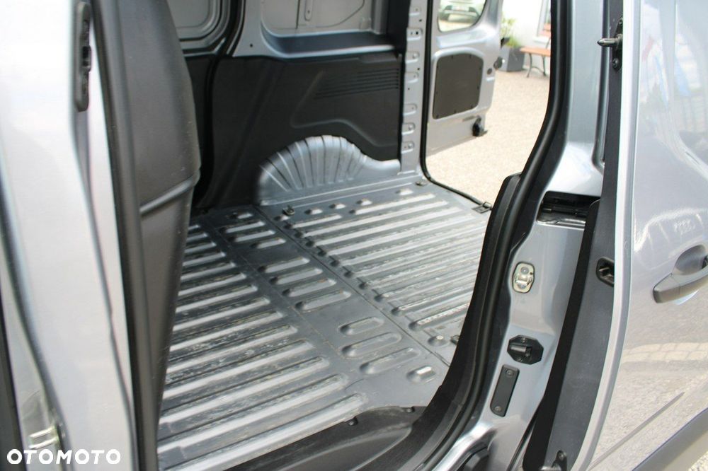 Opel Combo - 17