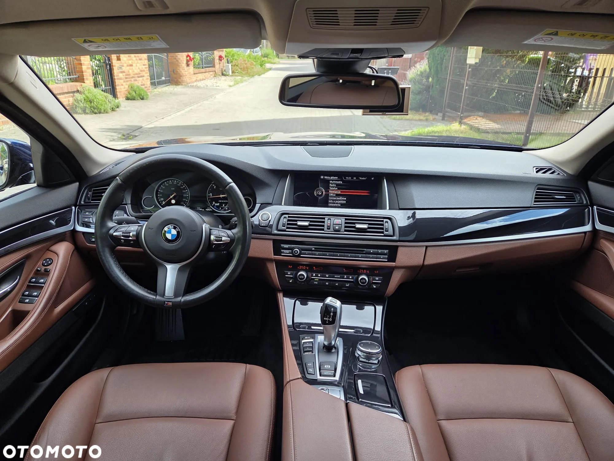 BMW Seria 5 520d M Sport - 10