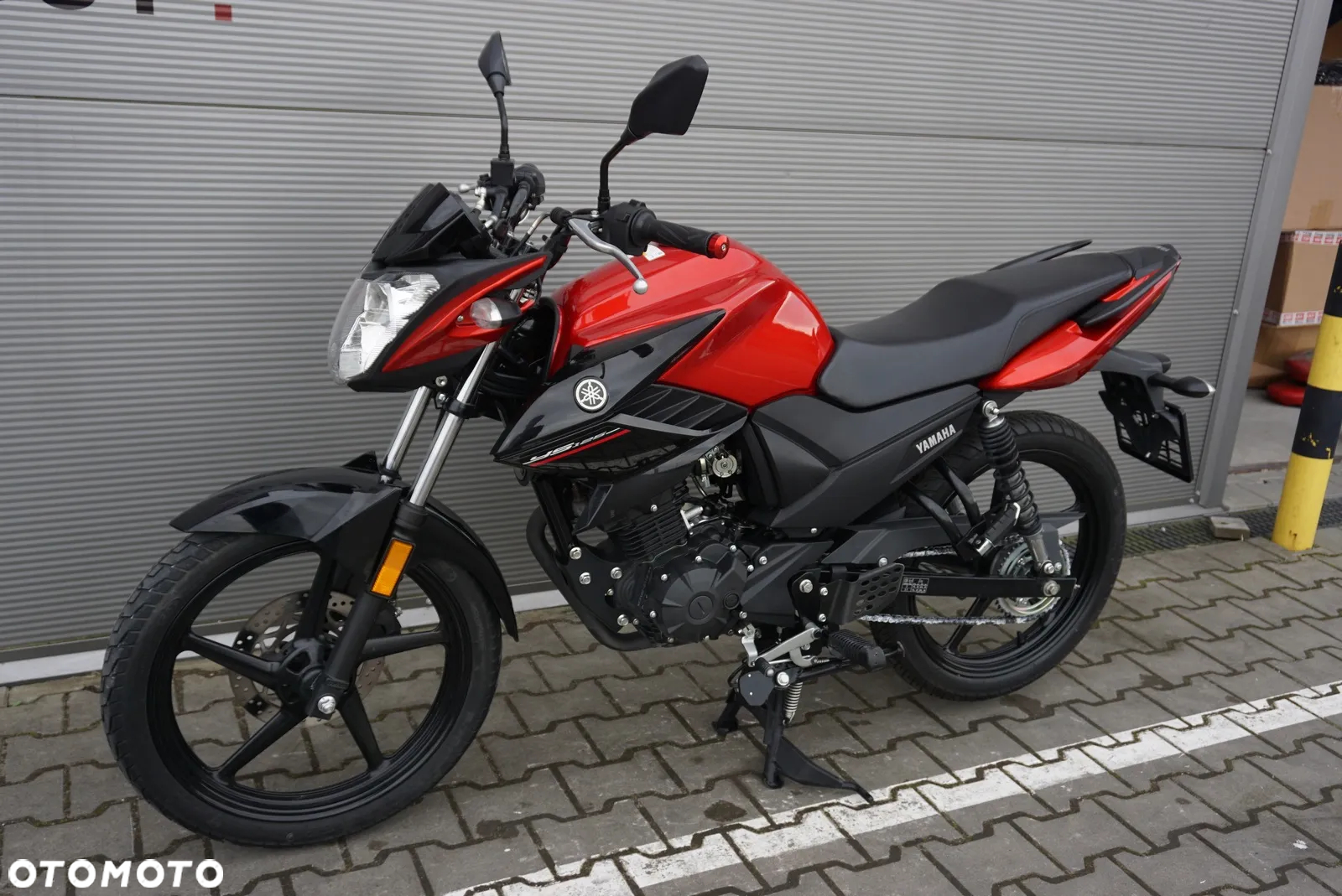 Yamaha YS - 8