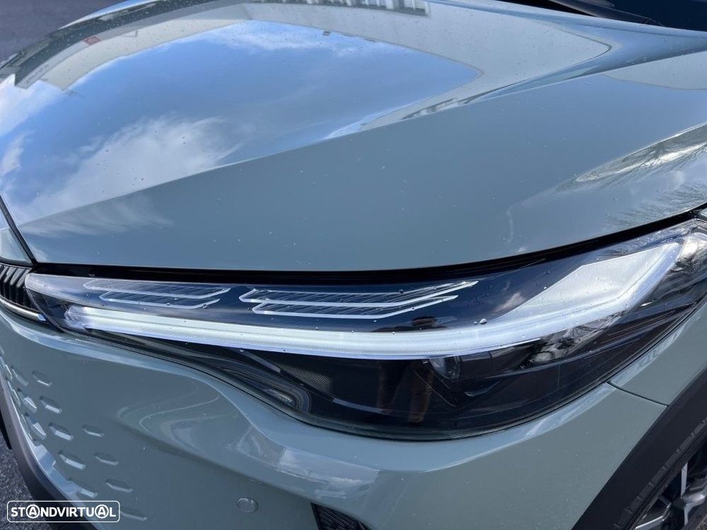 Toyota Corolla Cross 1.8 Hybrid Luxury - 21