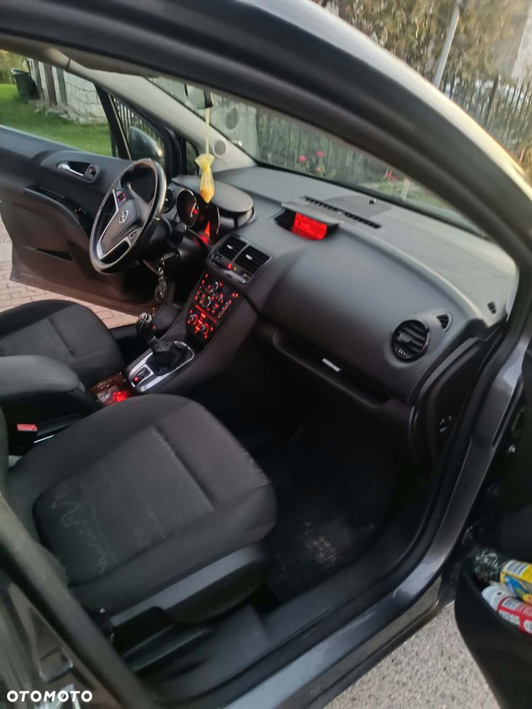 Opel Meriva - 16