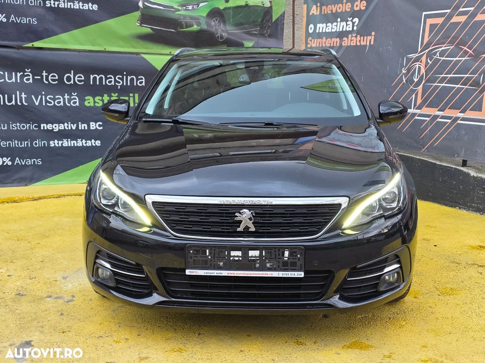 Peugeot 308 1.2 L PureTech Turbo S&S Allure - 3