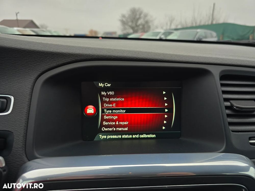 Volvo V60 D3 Geartronic Momentum - 31