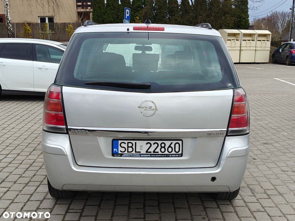 Opel Zafira 1.9 CDTI - 9