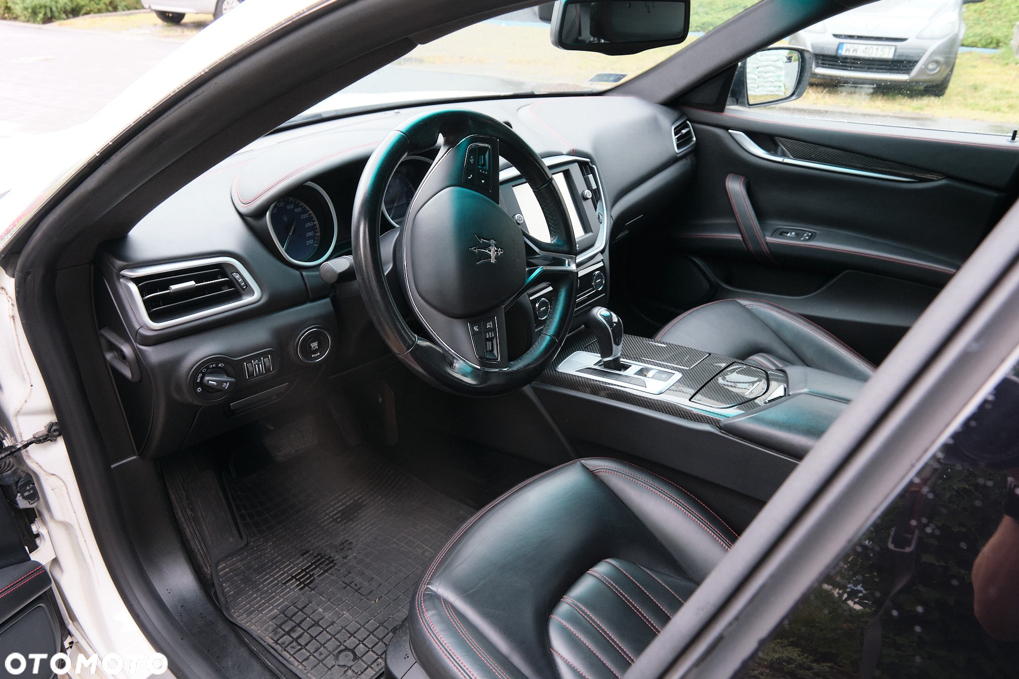 Maserati Ghibli Standard - 4