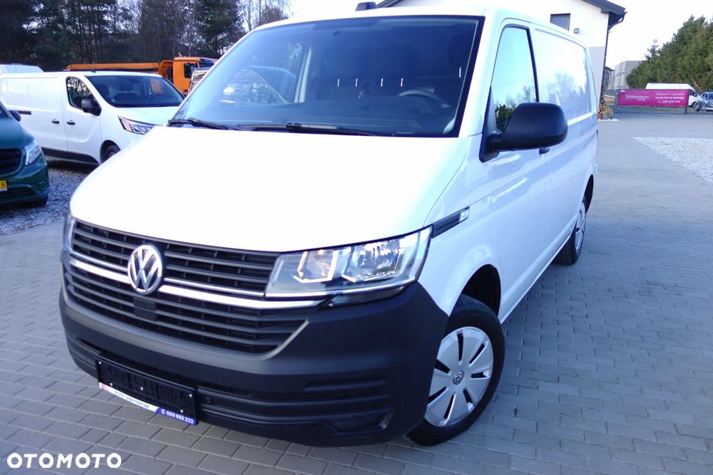 Volkswagen Transporter  T6 Automat 2.0 TDI 150 KM  L1H1 Klima Webasto - 16