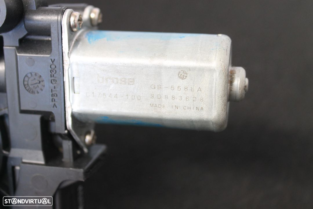 Motor Elevador Vidro Mercedes C180 - 3