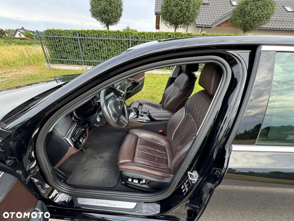 BMW Seria 5 520d Luxury Line - 24