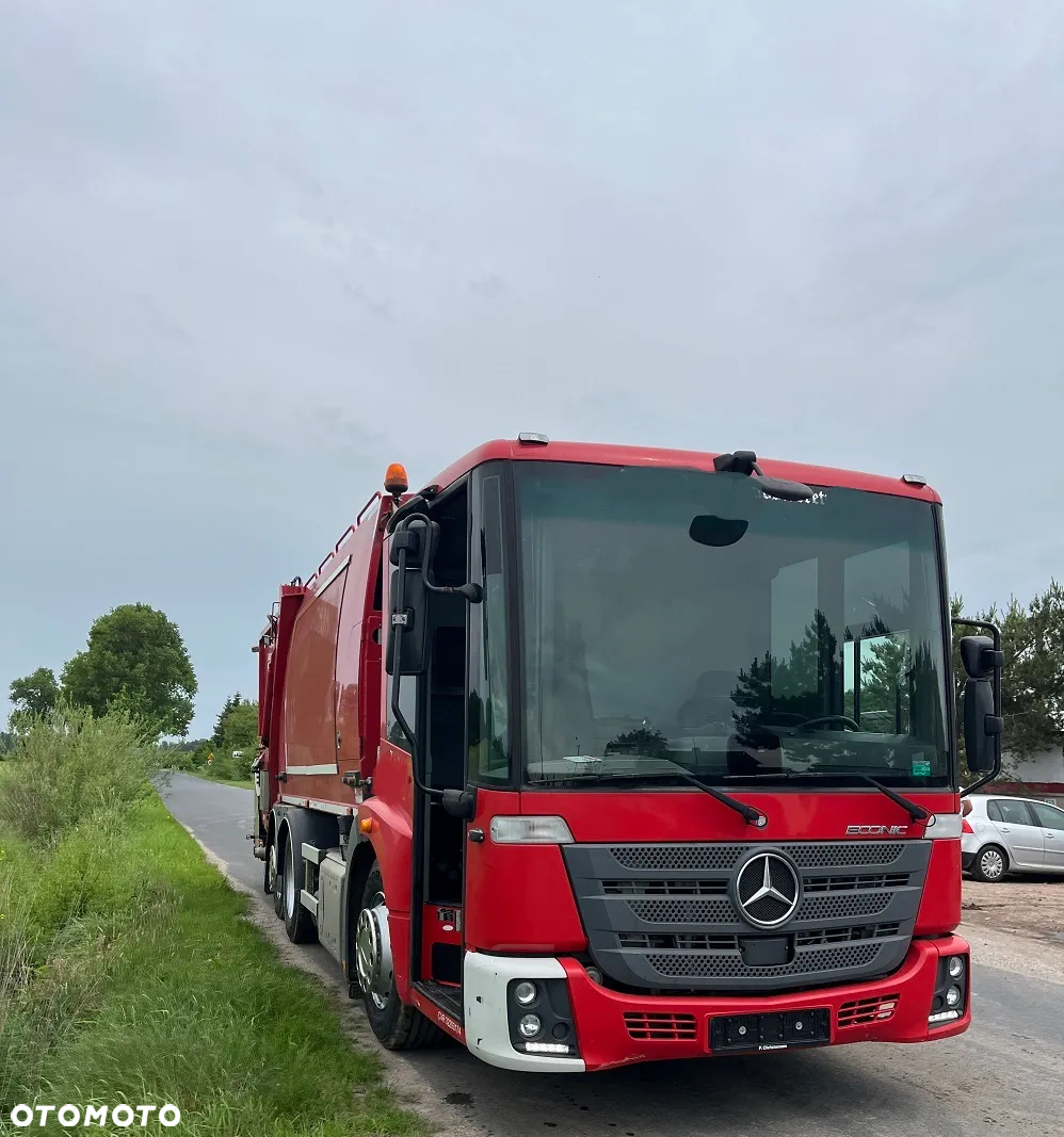 Mercedes-Benz Econic 2630 - 3