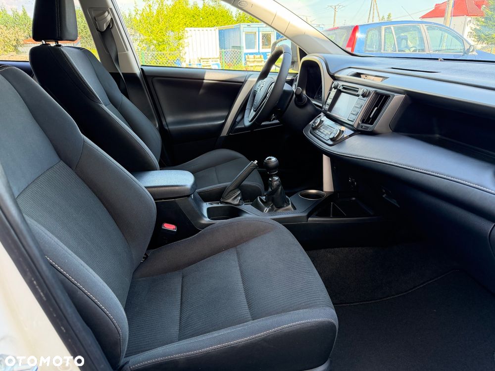 Toyota RAV4 - 14