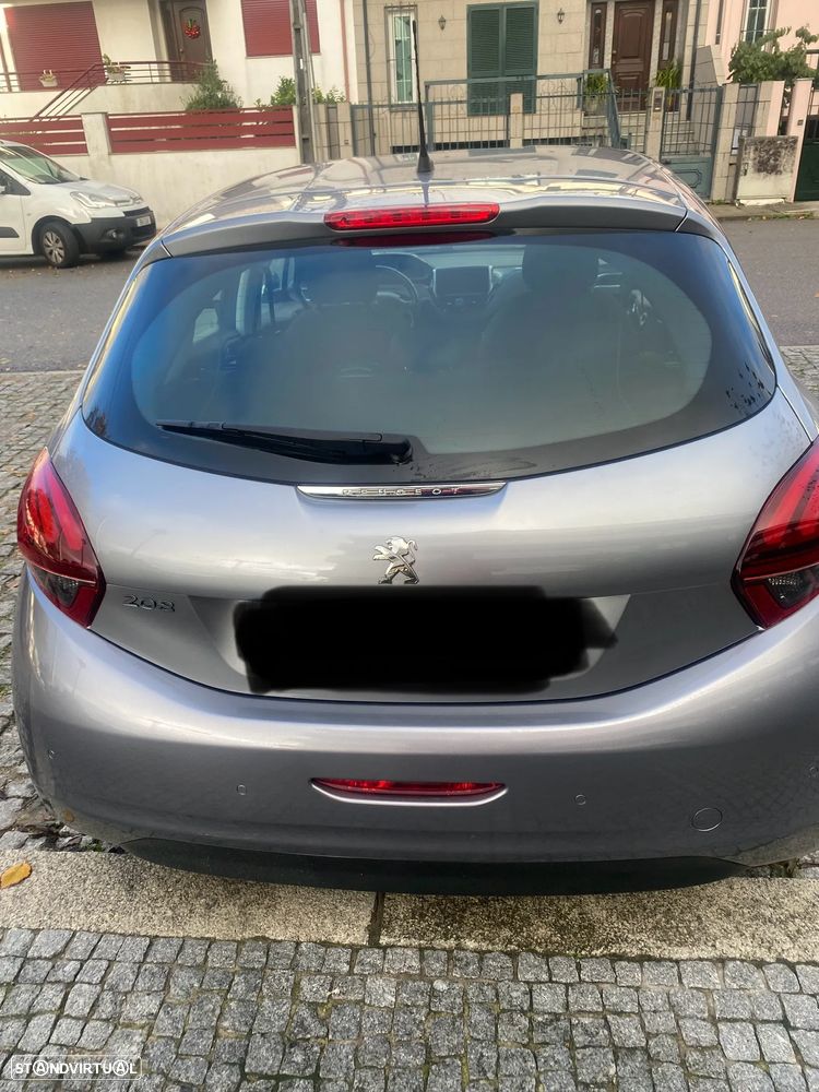 Peugeot 208 PureTech 82 Start & Stop Allure - 6