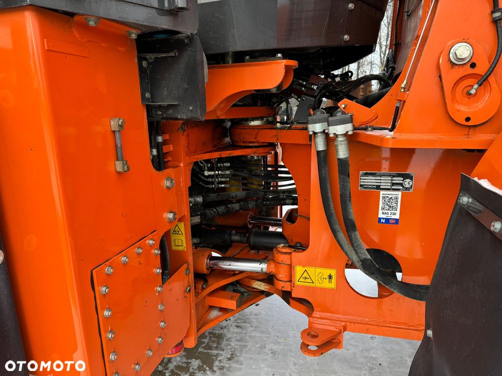 Hitachi ZW310-6 / 966M / L150 - 14