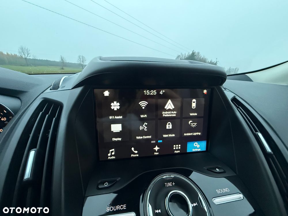 Ford Escape 2.0 EcoBoost AWD Titanium - 38