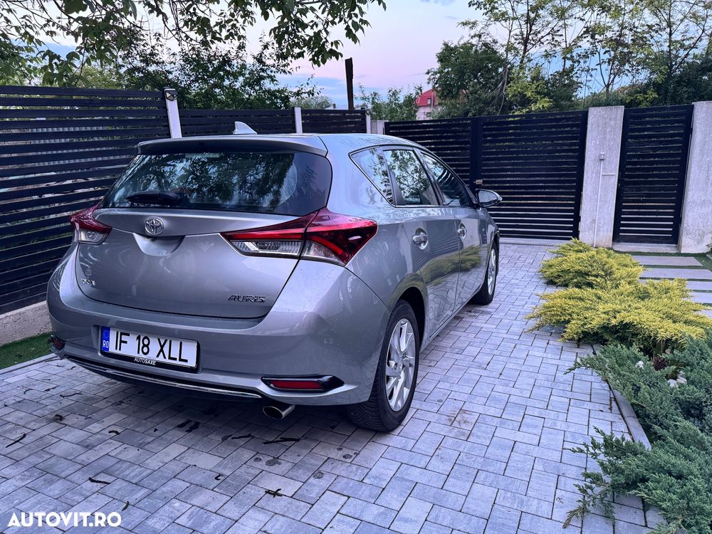 Toyota Auris 1.2 Turbo Edition S+ - 3