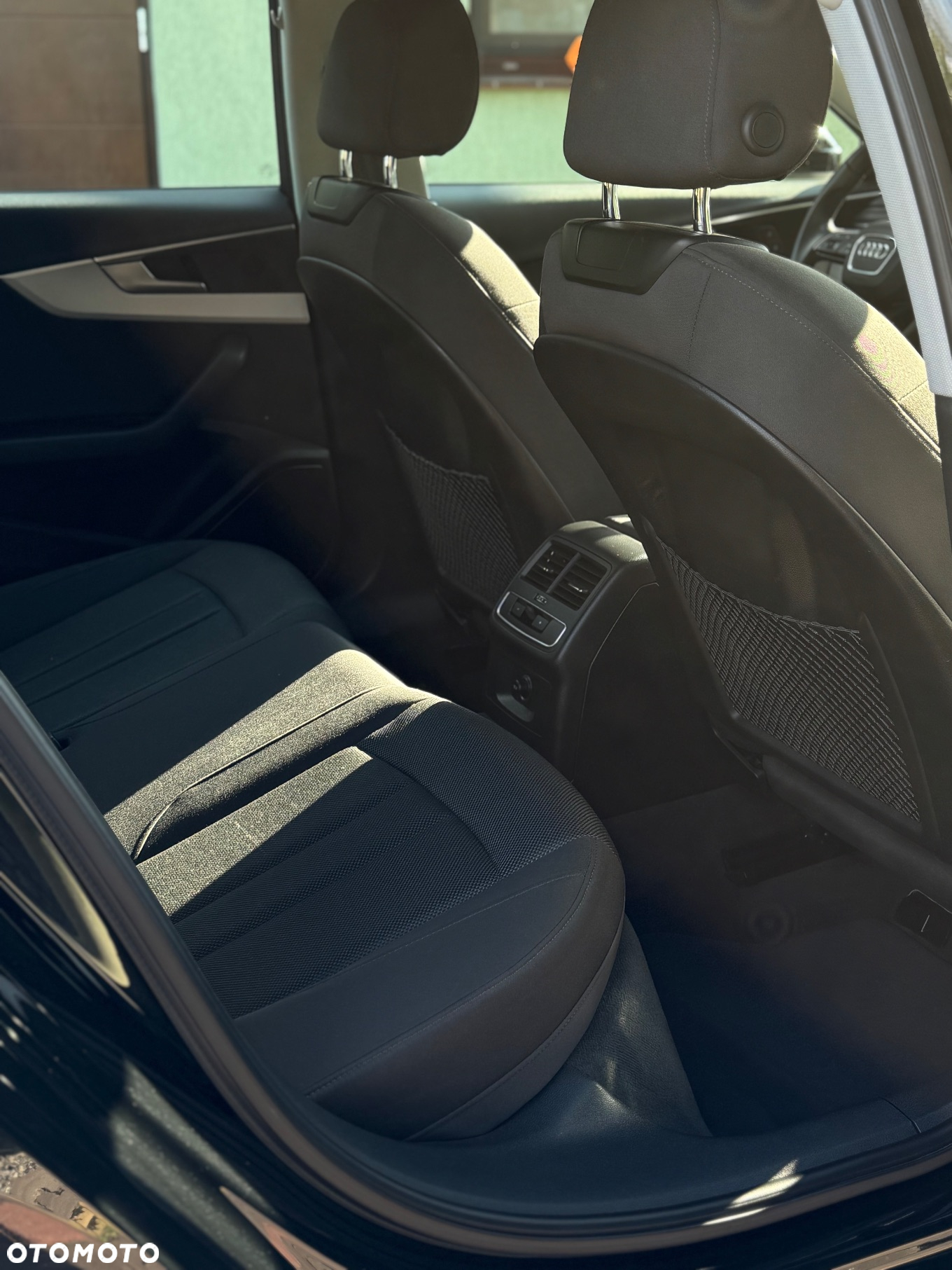 Audi A4 40 TDI S tronic - 13