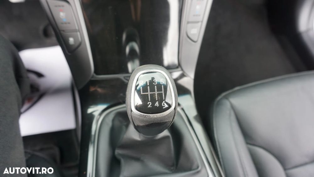 Hyundai i40 1.7 CRDI CW ISG Supreme+ - 29
